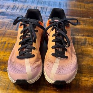 Women's Pink Gradient Lace-Up Running Sneakers